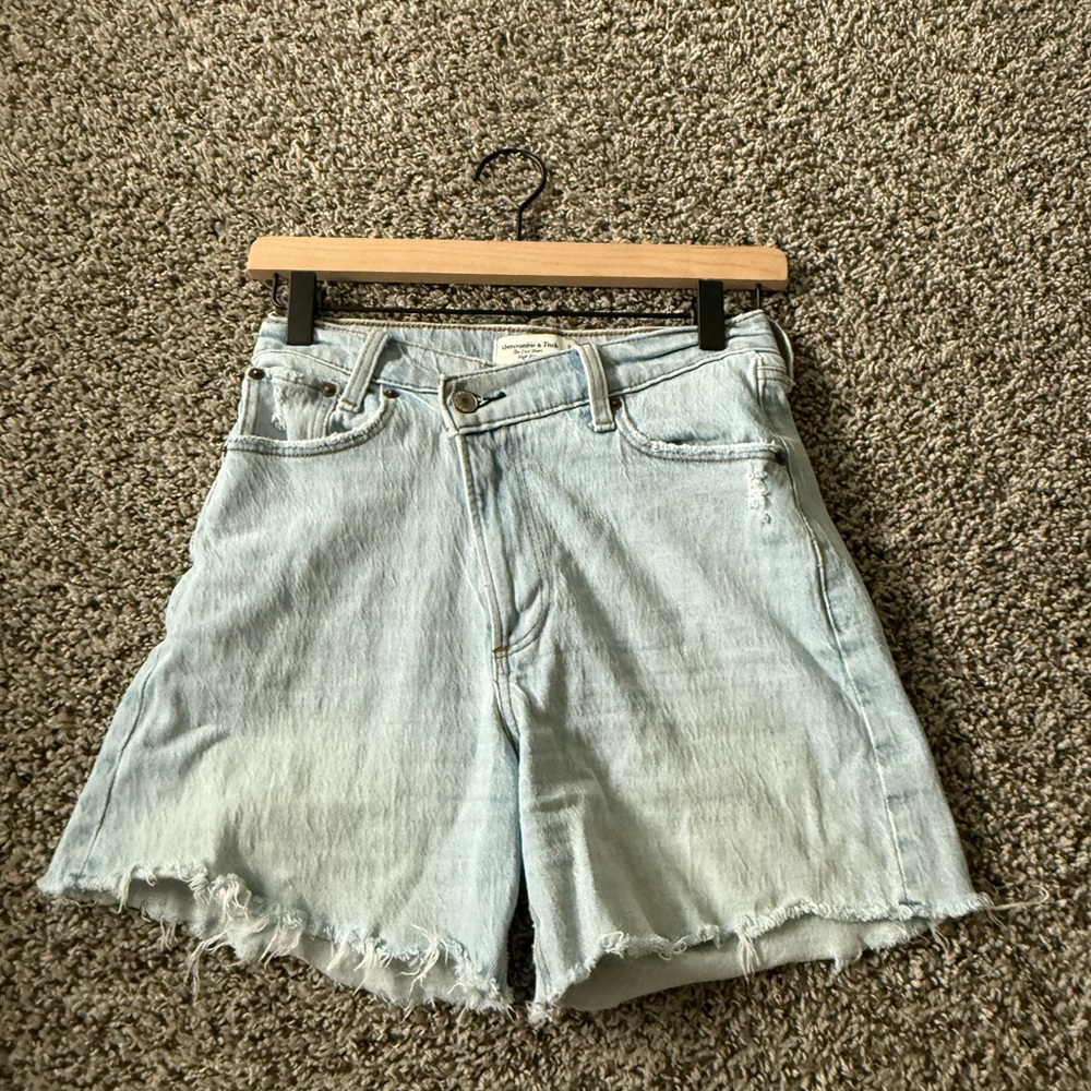 Abercrombie the Dad Shorts High Rise Light Blue